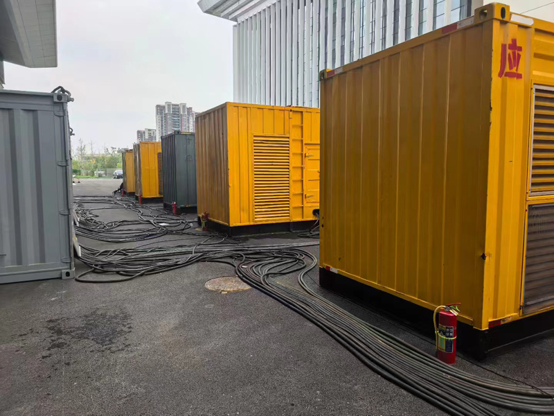 岢岚不同季节柴油发电机组保养有哪些注意事项?