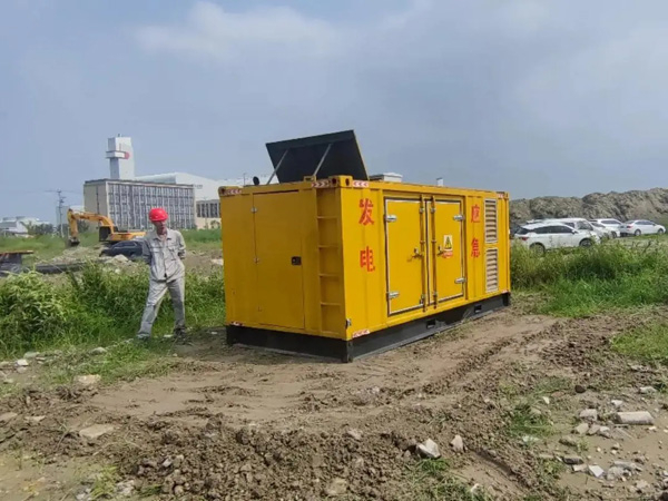 岢岚200KW柴油发电机机组每小时的油耗量受哪些因素影响？
