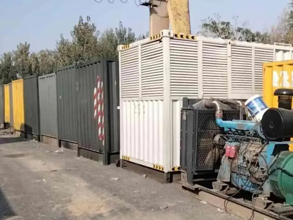 岢岚200KW柴油发电机机组每小时油耗是多少？